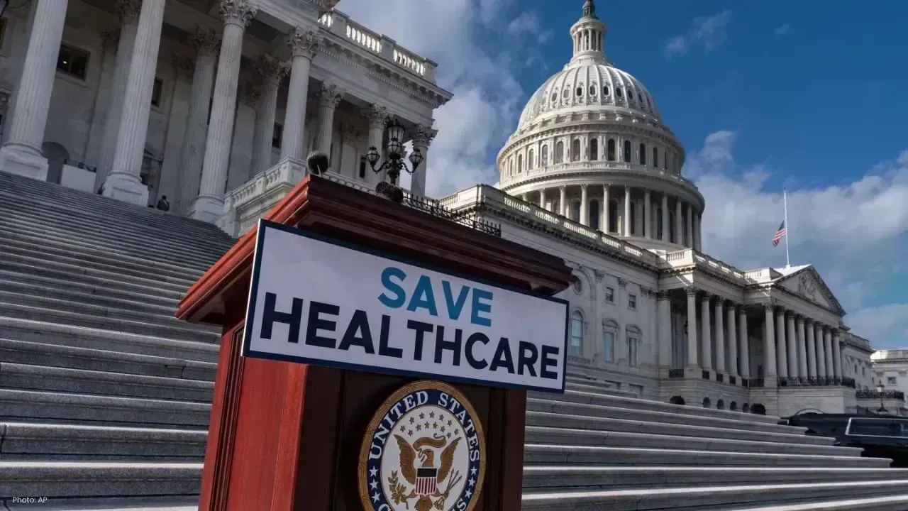 Health Insurance Prices Spike as Subsidies Expire