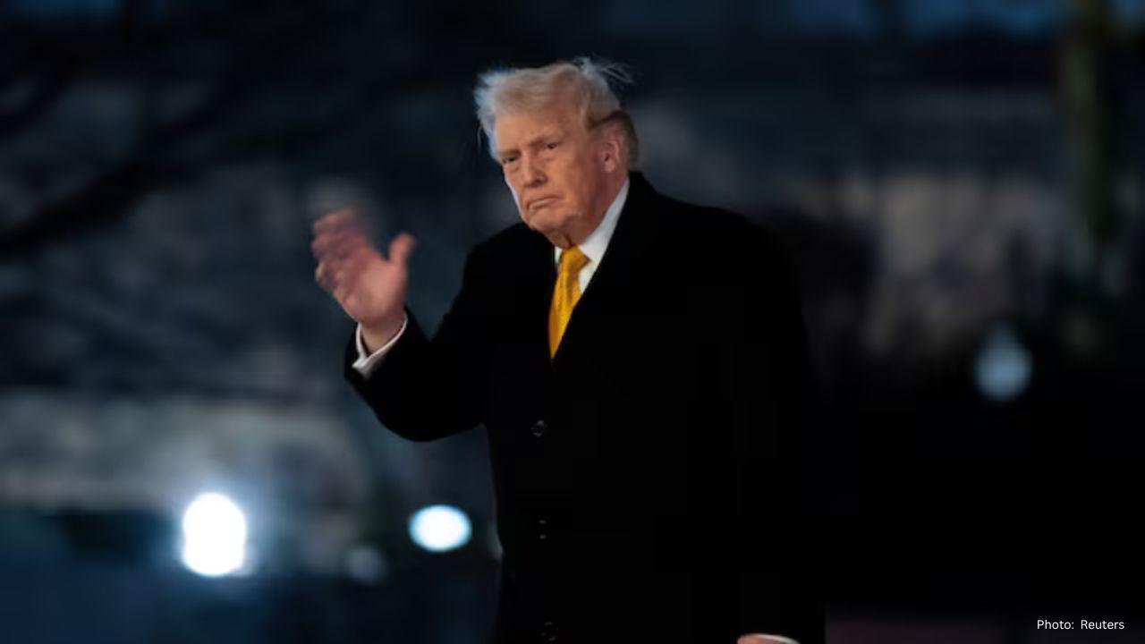 Trump Warns of Stricter Tariffs on India Over Russian Oil