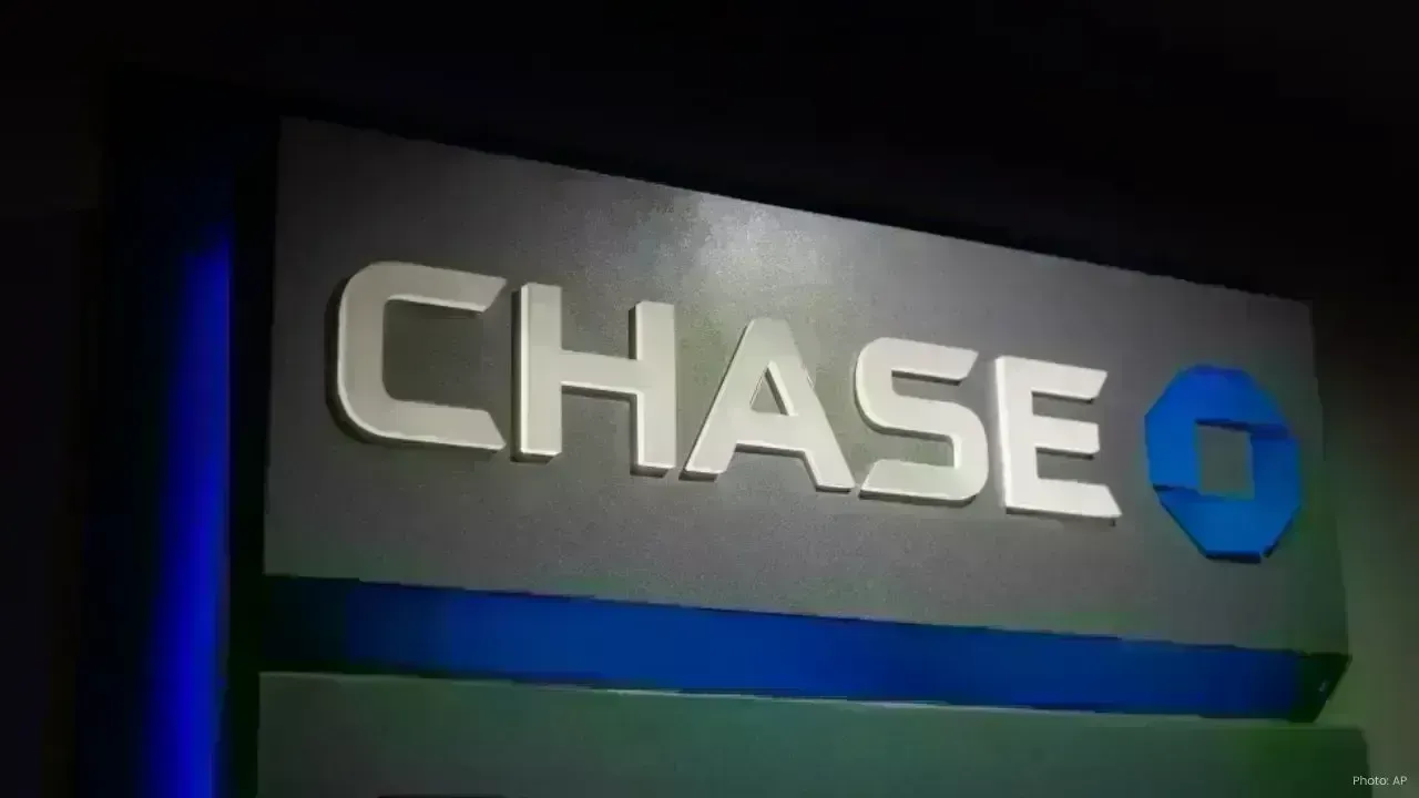 JPMorgan Reports 9% Rise in Q4 Profit Amid Apple Card Charges