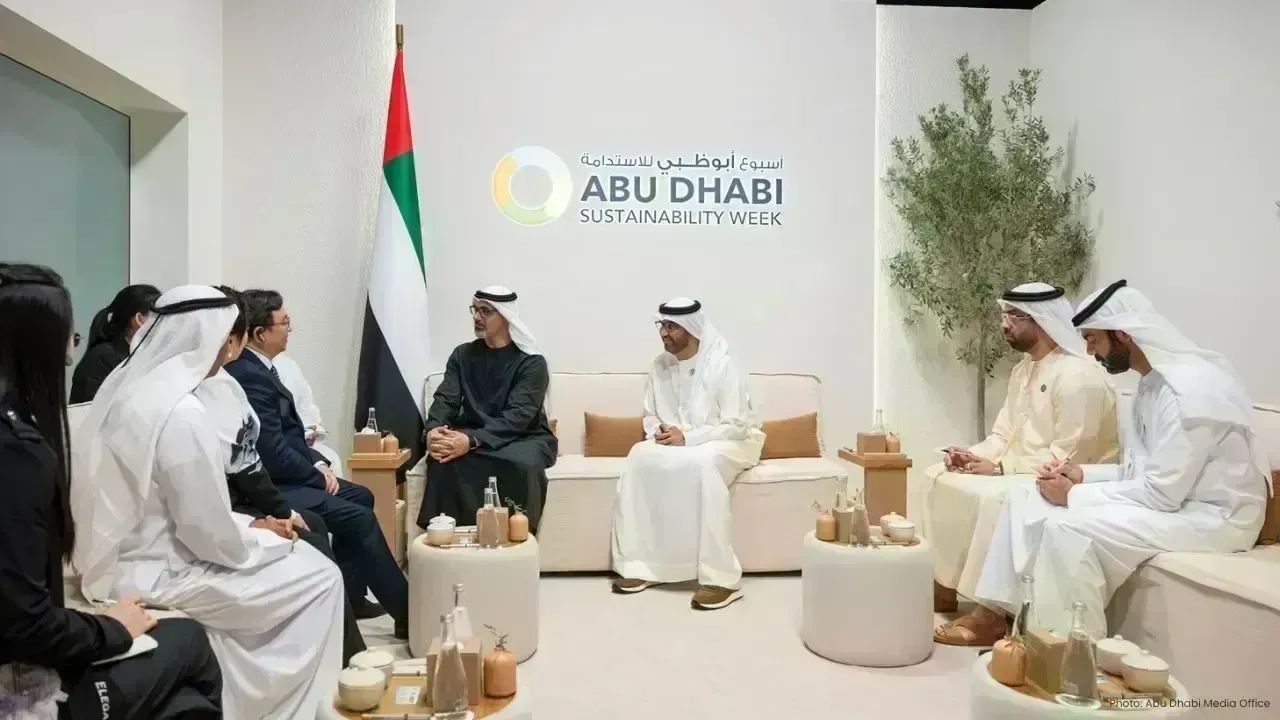 BYD Chief and Abu Dhabi Crown Prince Engage in EV Business Prospects