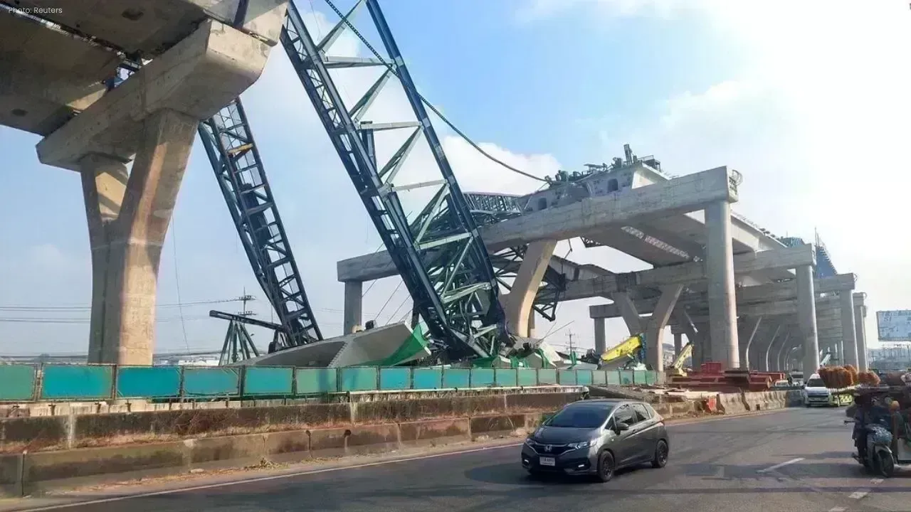 Fatal Crane Collapse in Thailand Claims Two Lives, Five Injured