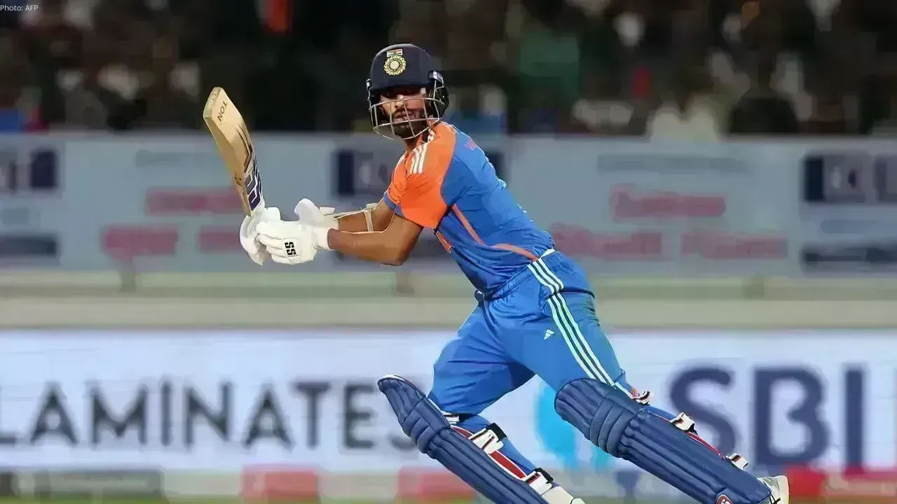 Washington Sundar Out with Injury; Bishnoi Steps In
