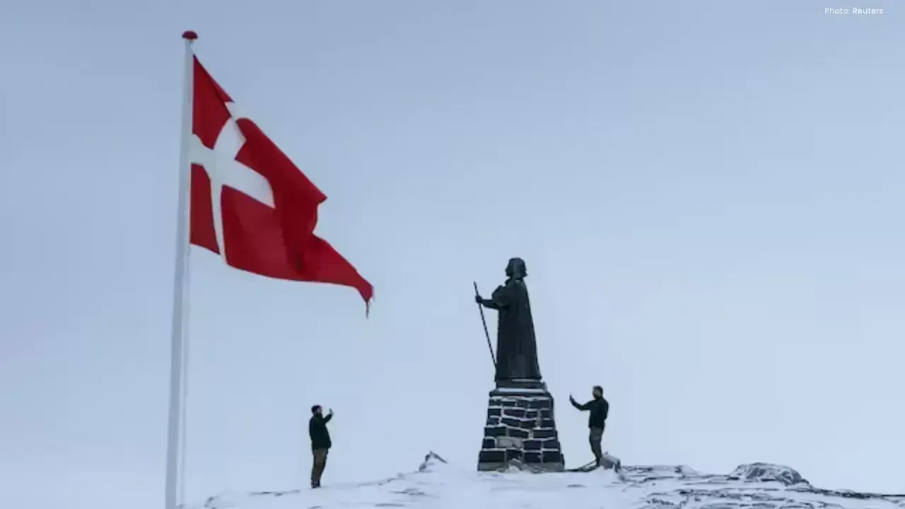Kremlin Claims Trump's Greenland Ambition Could Make History