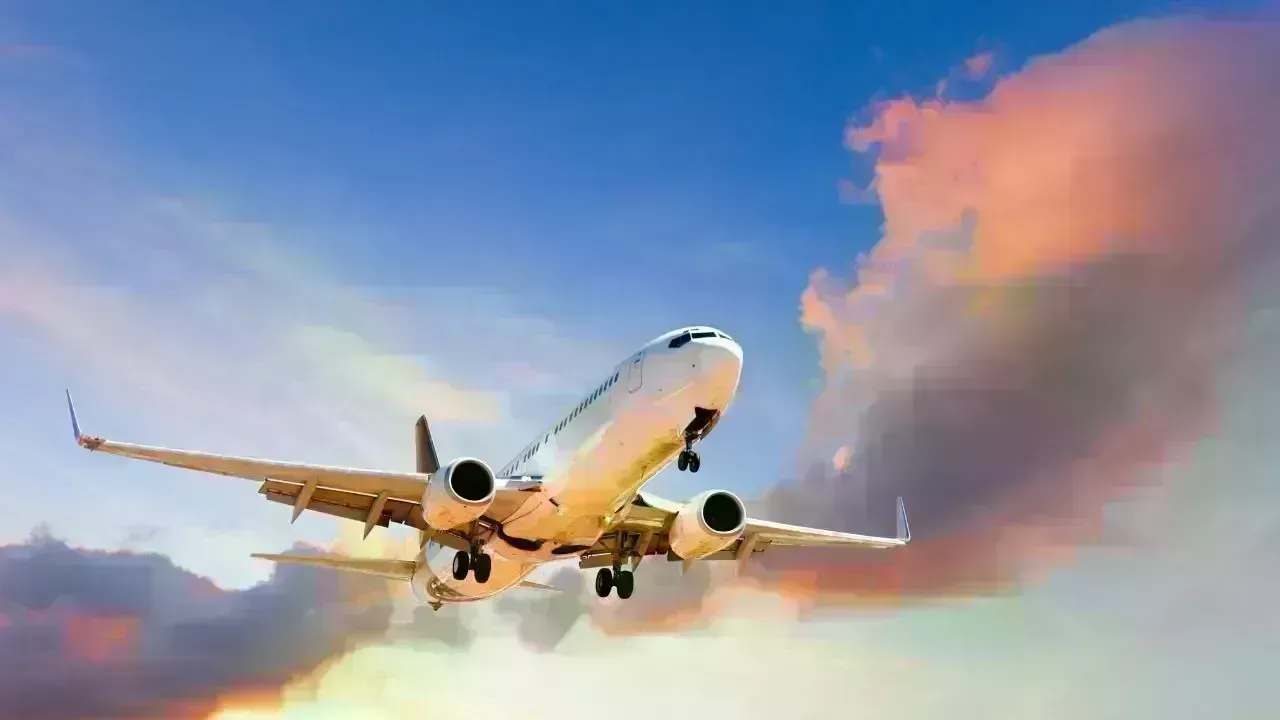 DAE Leases Two Boeing 737-8 Jets to Somon Air