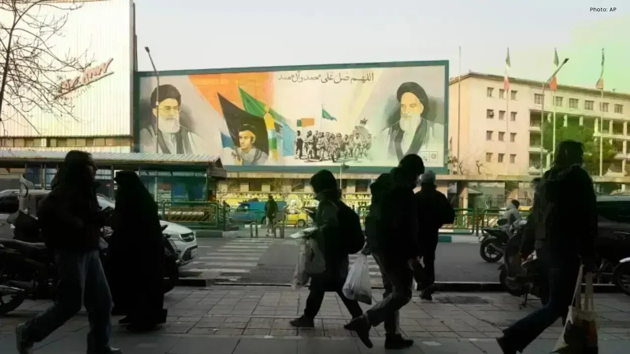 Iran's Protests Result in Over 6,000 Fatalities Amid Rising Regional Strains