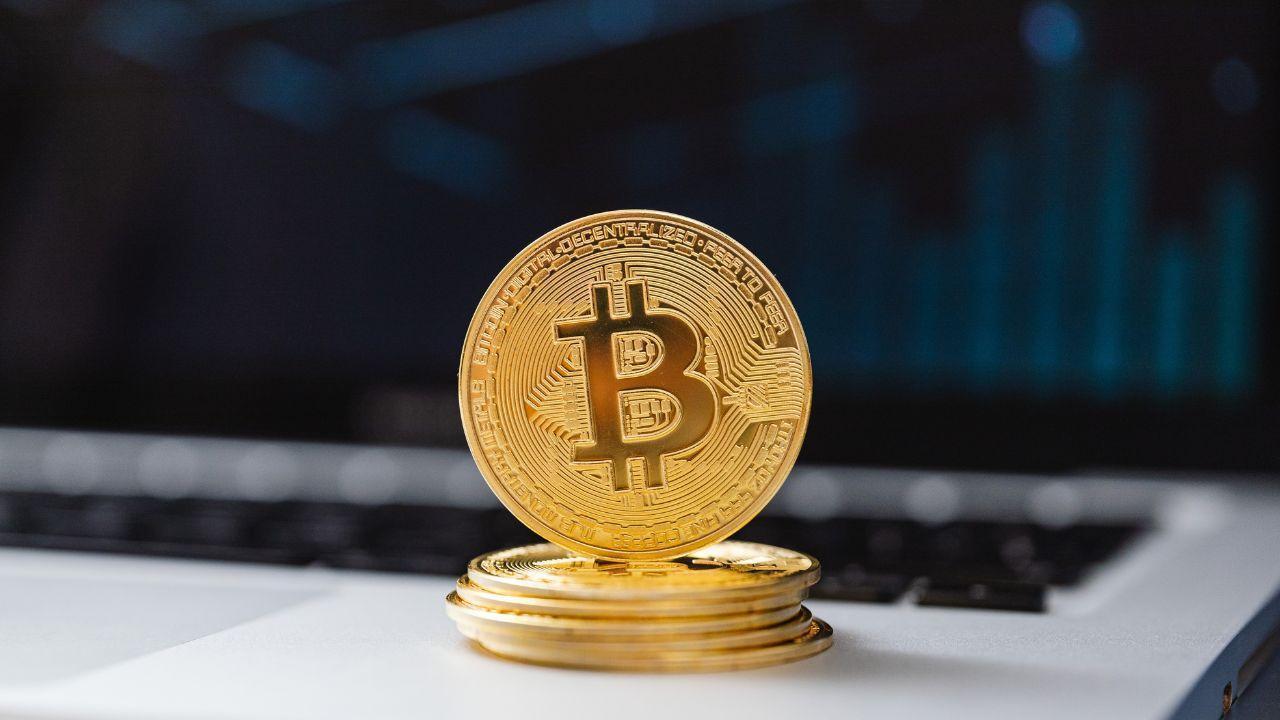 Bithumb Mistakenly Sends $40B Bitcoin to Users, Trading Halted