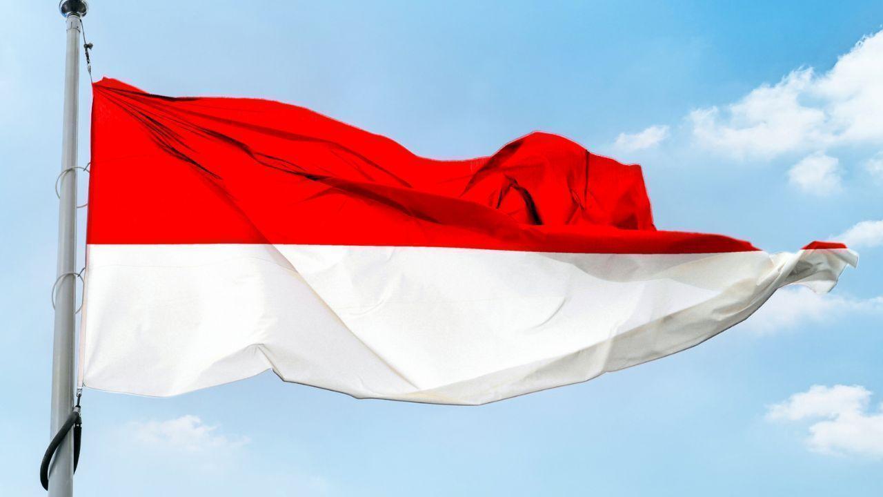Garbage Pile Collapse in Indonesia Kills 4, 5 Still Missing