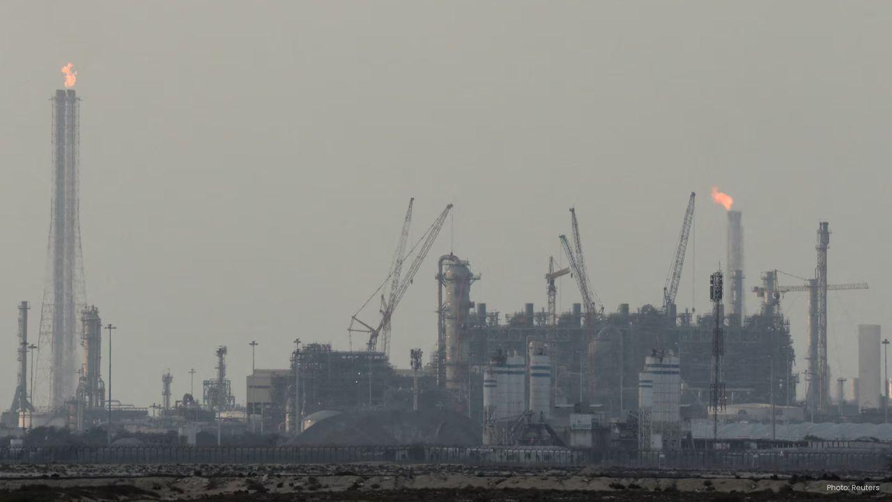 Global LNG Crunch Boosts US Amid Qatar Supply Shock