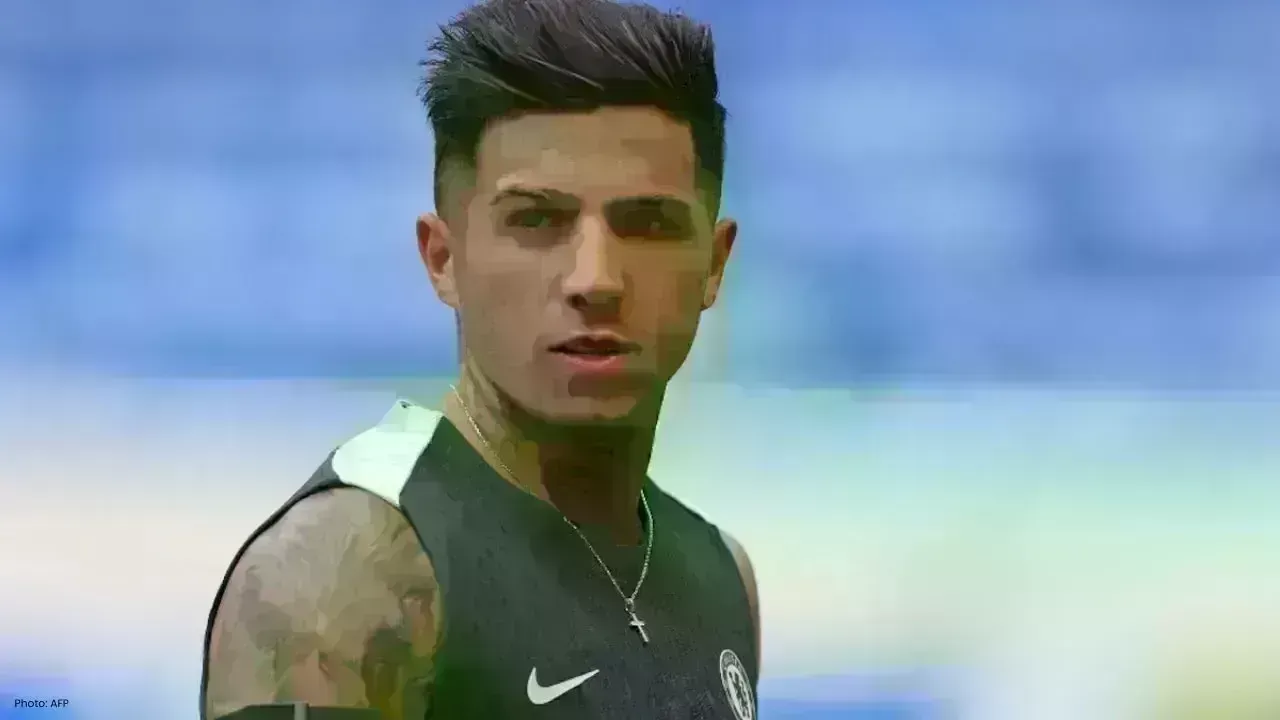 Chelsea Suspends Enzo Fernandez Amid Transfer Talks