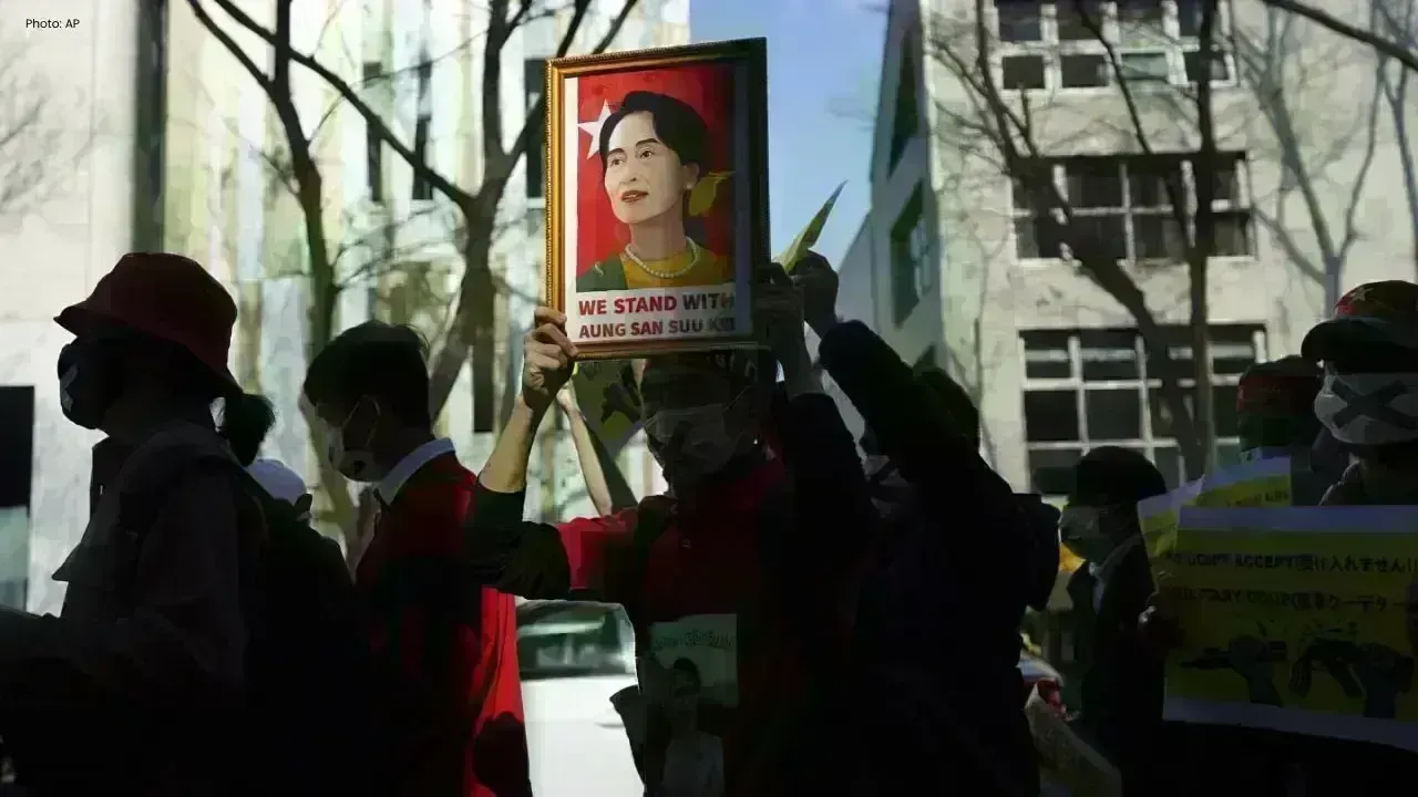 Myanmar Authorities Reduce Suu Kyi's Sentence and Release Former President