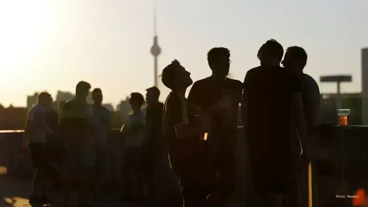 EU Immigrant Numbers Reach Historic 64 Million in 2025
