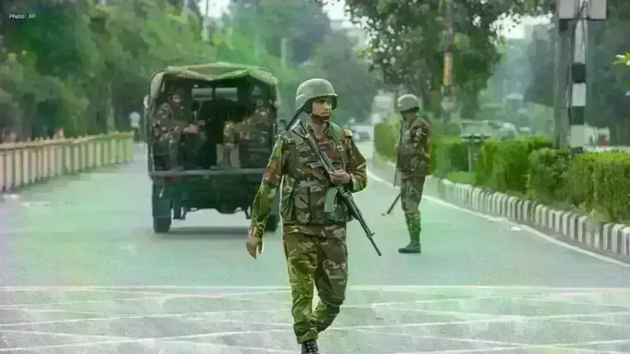 Bangladesh Issues Security Warning Amidst Militant Threats