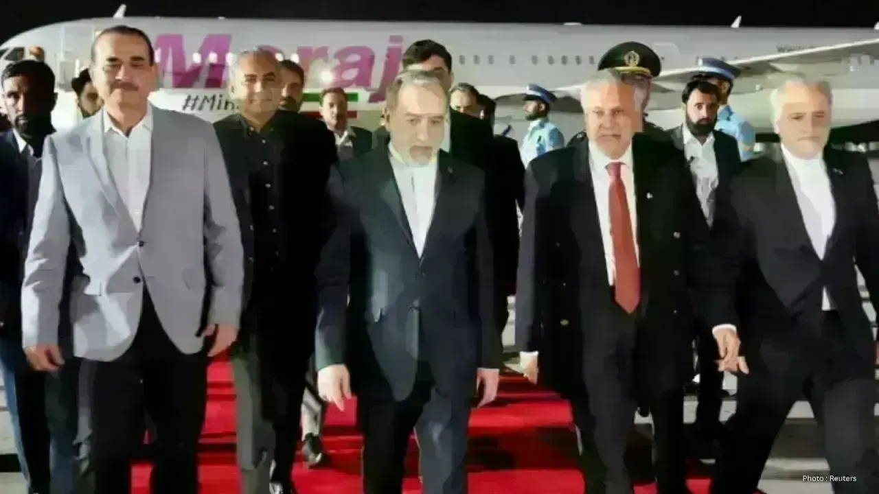Iran’s Foreign Minister Visits Russia Following Talks in Pakistan