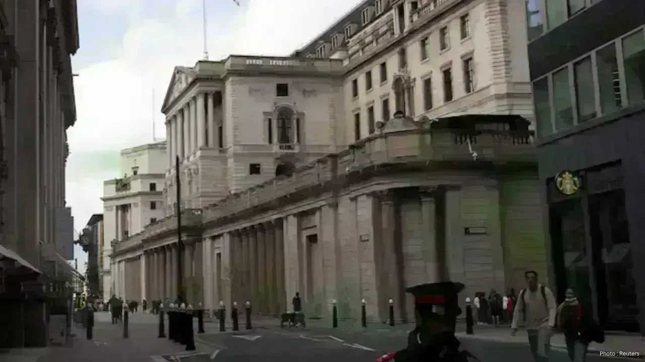 Bank of England Maintains Interest Rates Amidst Rising Inflation Fears