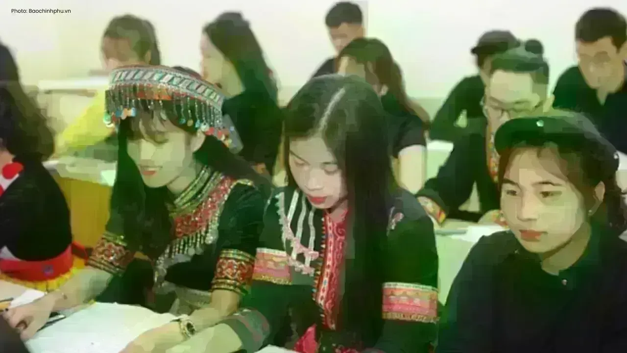 Vietnam Updates Regulations for Pre-University Schools