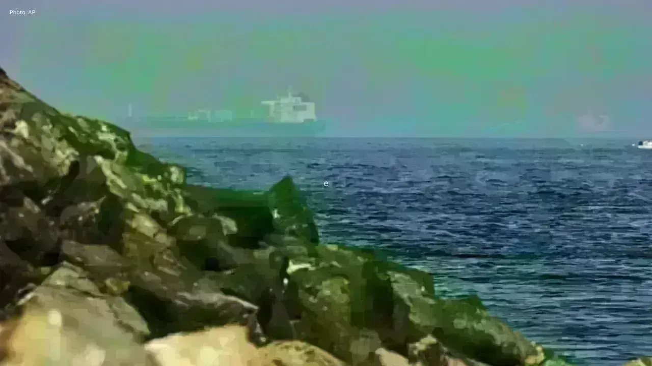 UAE Under Renewed Assault from Iranian Missiles for Second Day