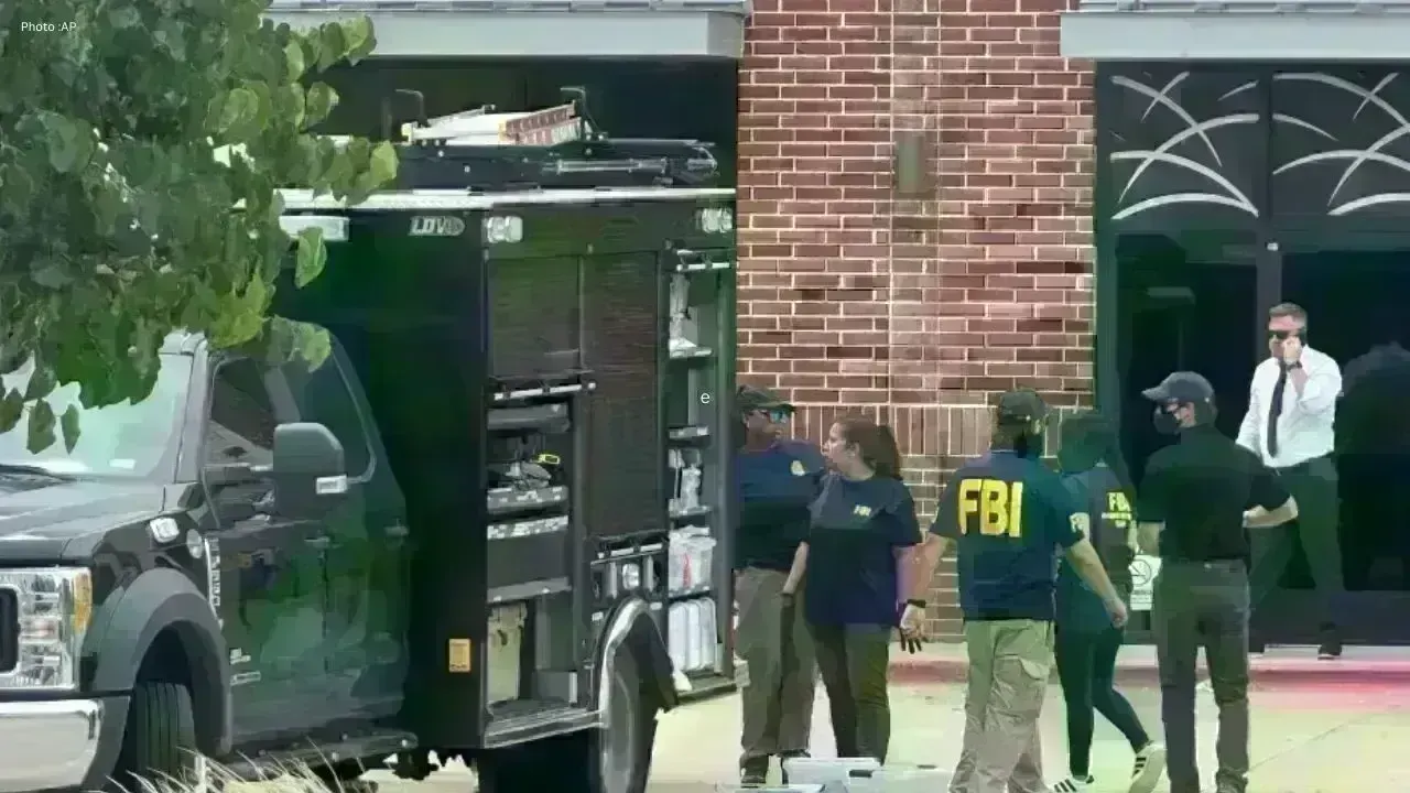 Shooting Incident Near Texas Plaza Claims Two Lives, Injures Three