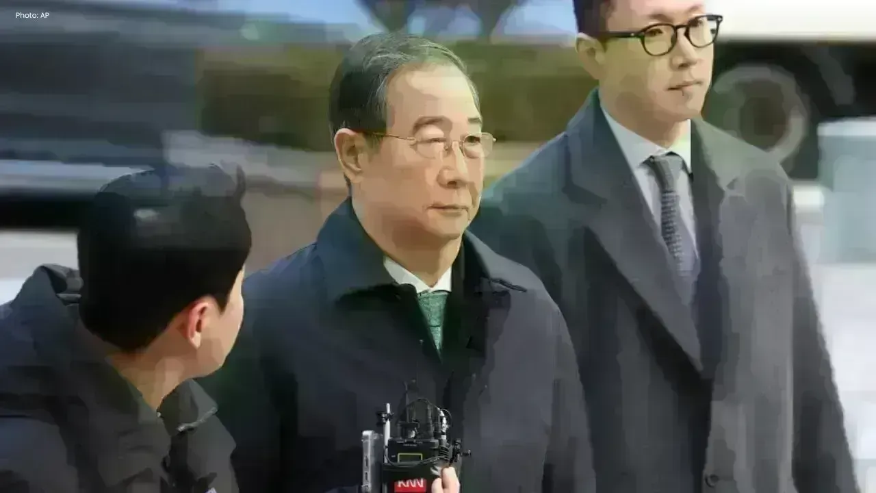 South Korea Lowers Former PM’s Sentence in Coup Scandal