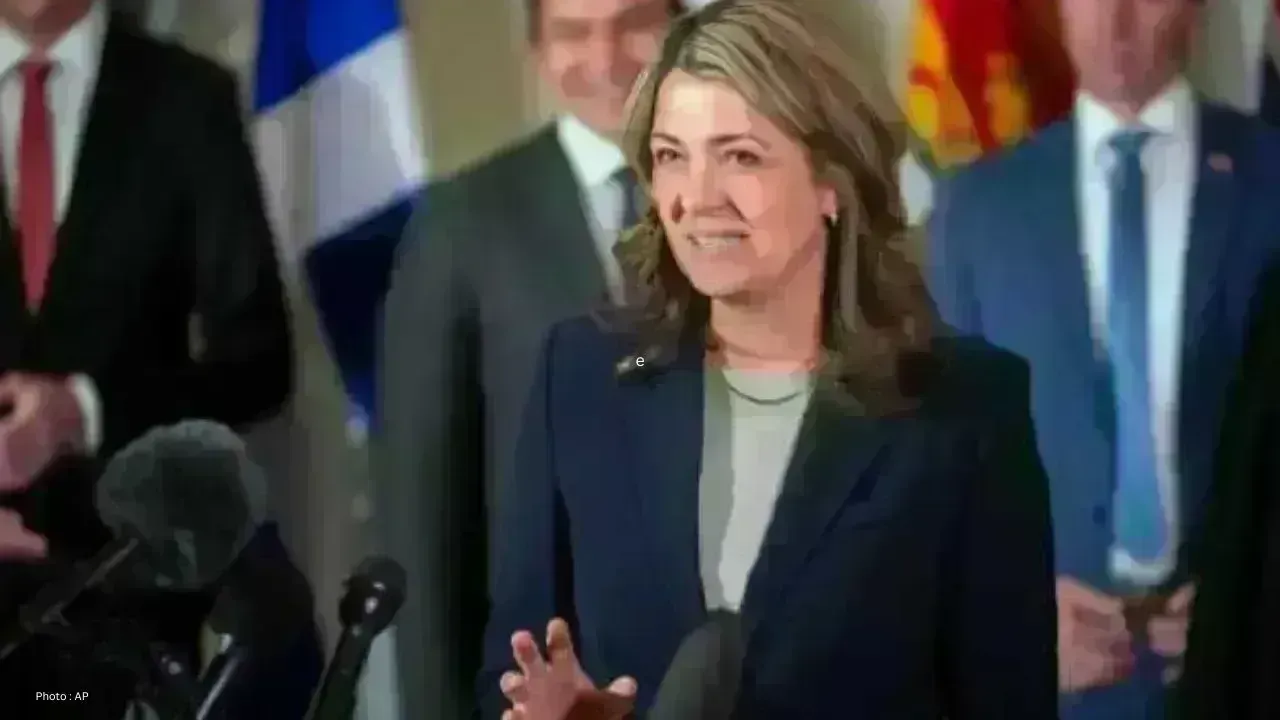 Danielle Smith Reports Progress On Pipeline Talks With Ottawa