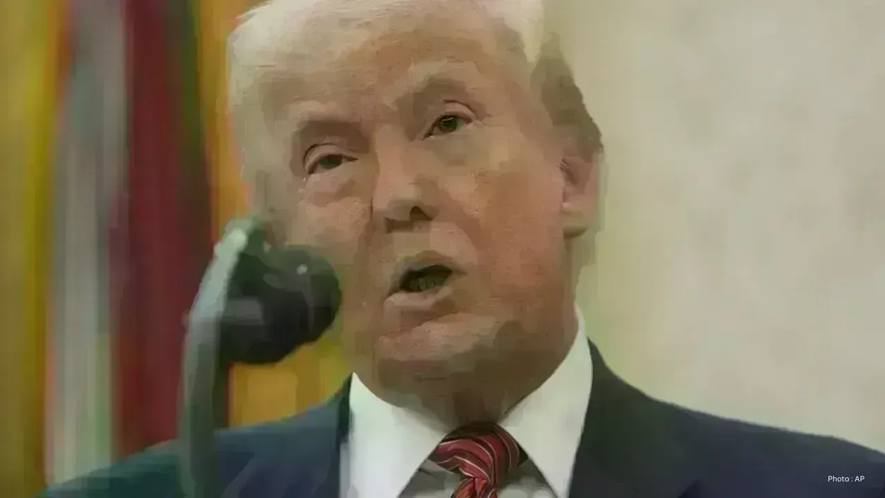 Trump Halts Military Action Against Iran Following Gulf Nations' Plea