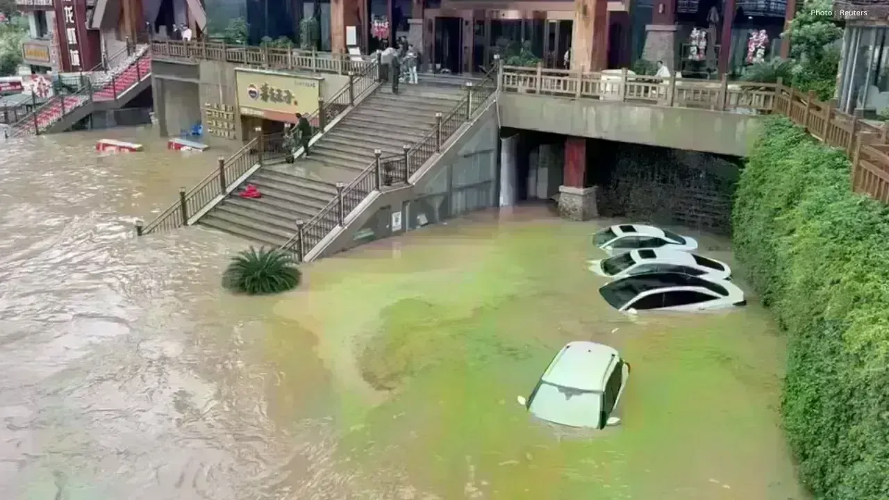 Intensifying Rescue Efforts in China as Severe Rain Triggers Flooding