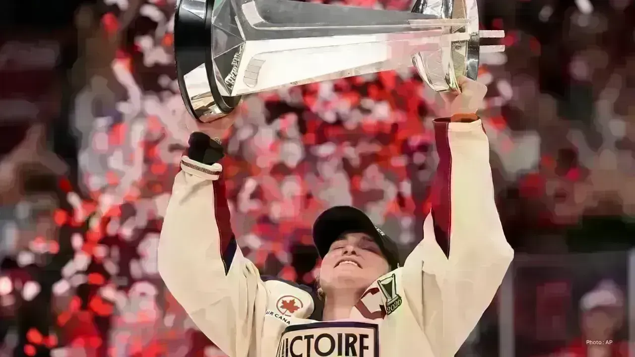 Montreal Victoire Claims PWHL Walter Cup Against Ottawa Charge