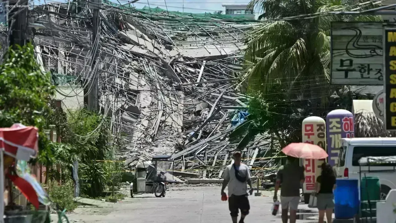 21 Missing After Building Collapse in the Philippines