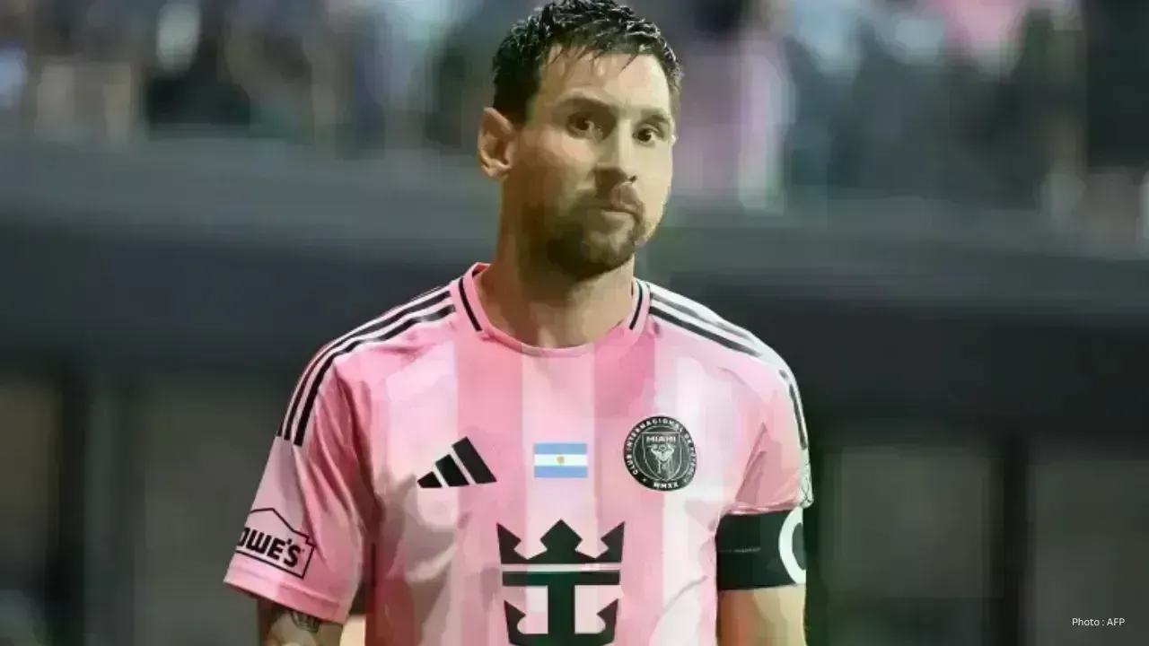 Messi's Substitution Sparks World Cup Worries