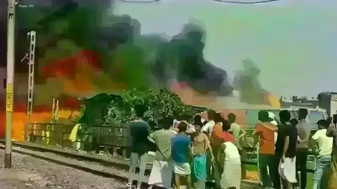 Explosion near Quetta Railway Station Injures 20 Individuals