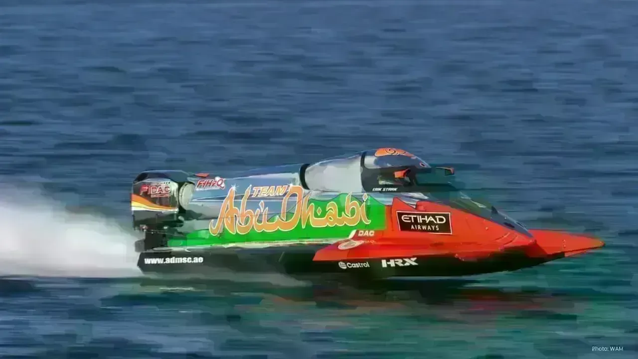 Team Abu Dhabi Kicks Off F1H2O Season in Cagliari, Italy