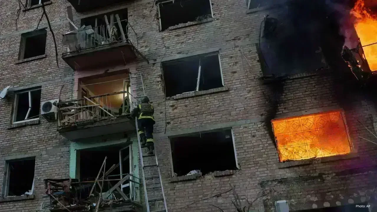 Rising Tensions in Belarus as Russia Threatens Further Strikes on Kyiv