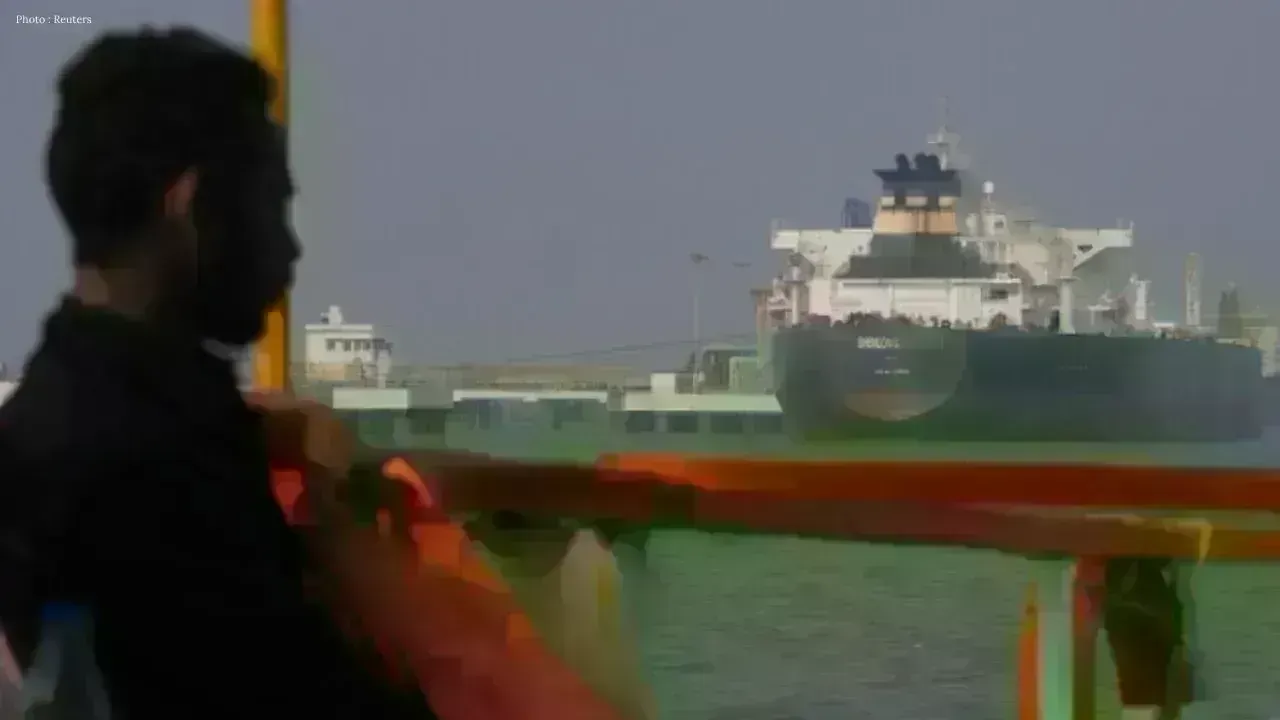 US Imposes New Sanctions on Iranian Oil Tankers Despite Ceasefire Discussions