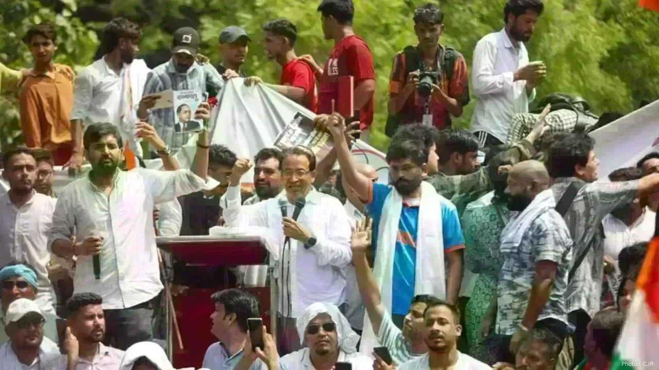 Students Rally at Jantar Mantar: A Call for Educational Accountability