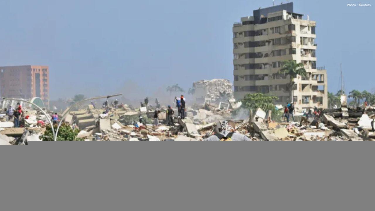 Venezuela Earthquakes Kill 920 as Search for Survivors Continues