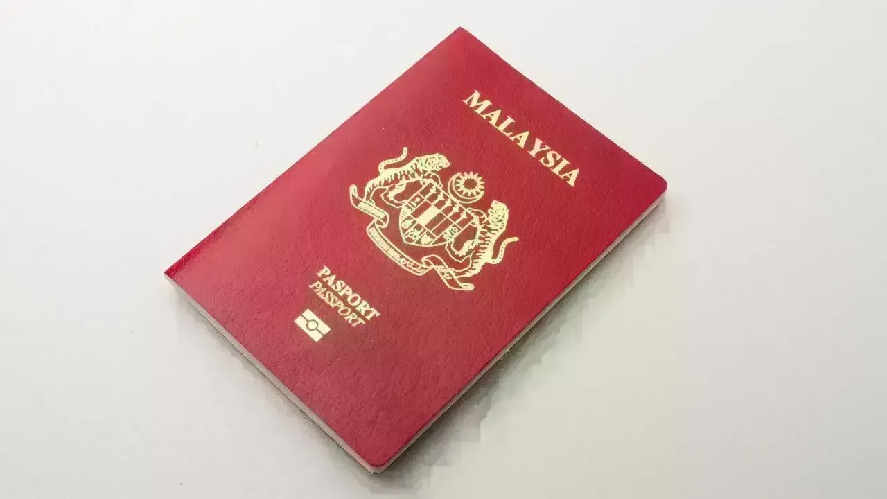 Malaysia Launches New 10-Year Passport Across the Nation