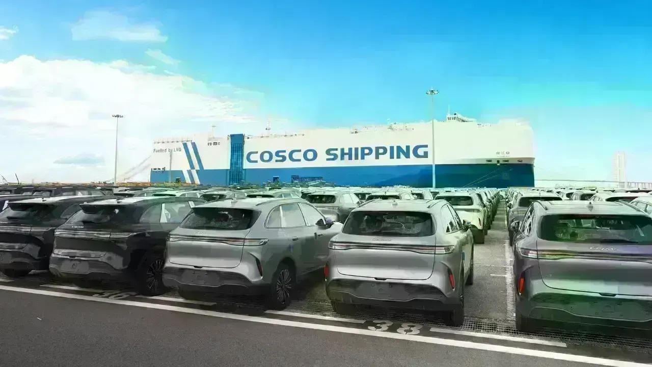 LEPAS Begins Distribution of L8 PHEV SUVs to UAE and Kuwait