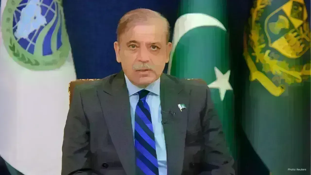 Shehbaz Sharif Holds Talks With Iran, Qatar to Support US-Iran Peace