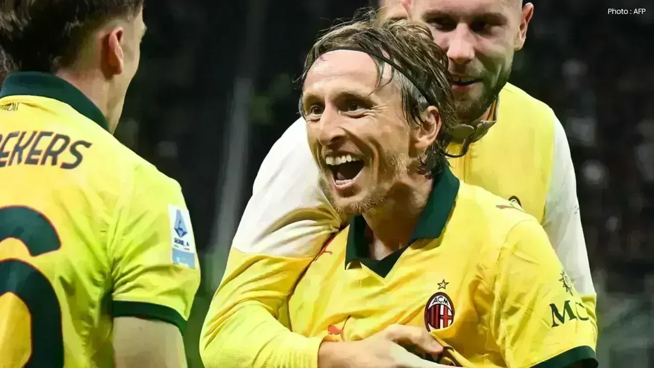Luka Modric Signs New AC Milan Contract until 2027 at 40