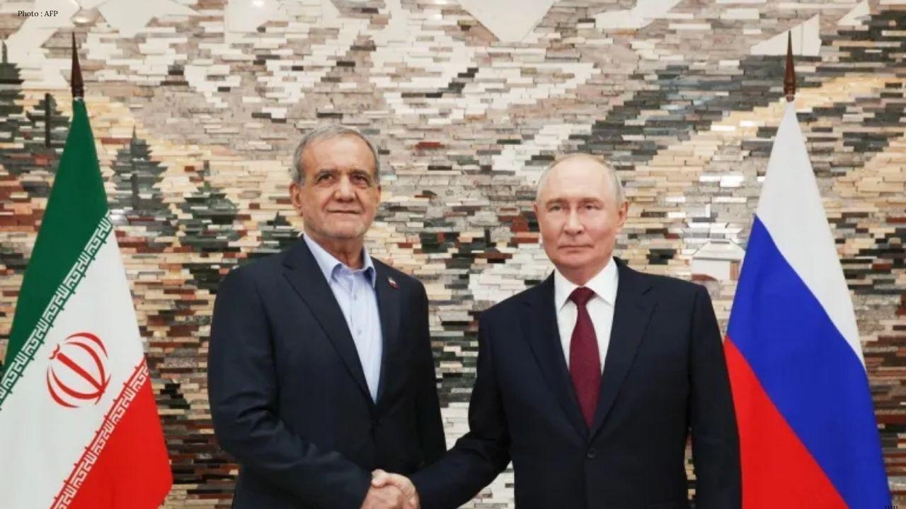 Putin Arrives in Delhi for BRICS Summit